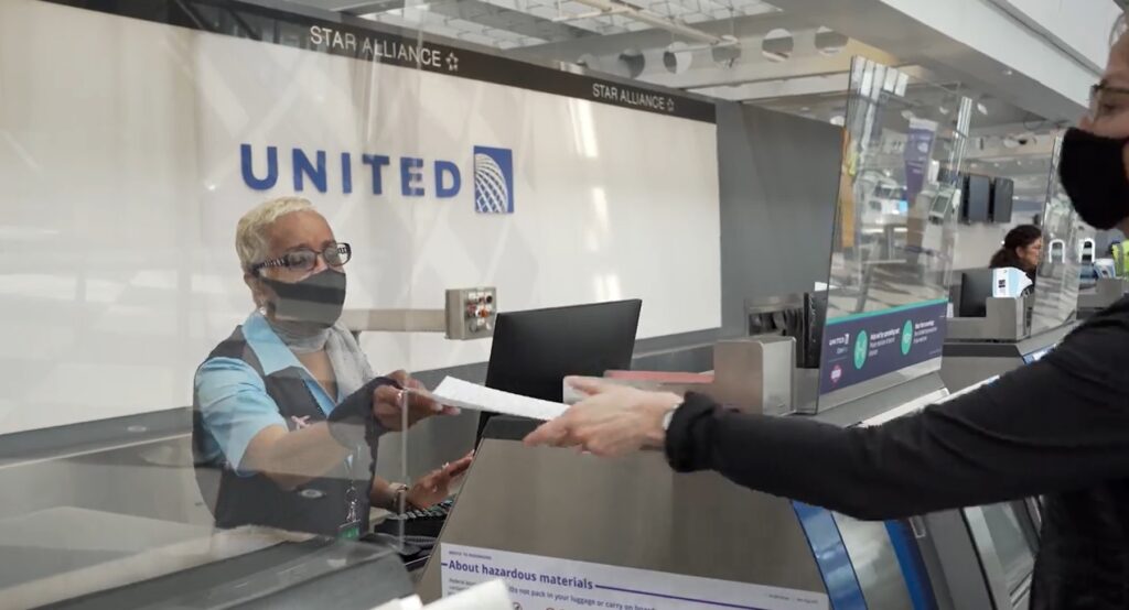 United Airlines Asks All Passengers To Take Health Self Assessment
