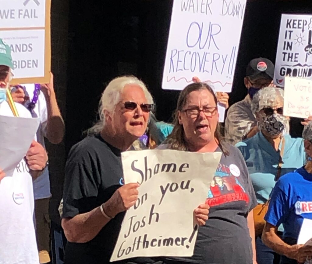 Gottheimer protest in Glen Rock