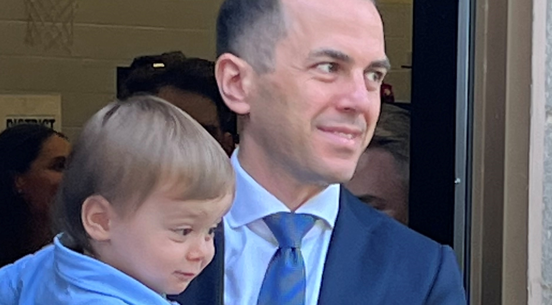 Hudson County Executive Craig Guy, Senator/Mayor Brian Stack, and Hudson County Mayors Endorse Congressman Rob Menendez for Re-Election