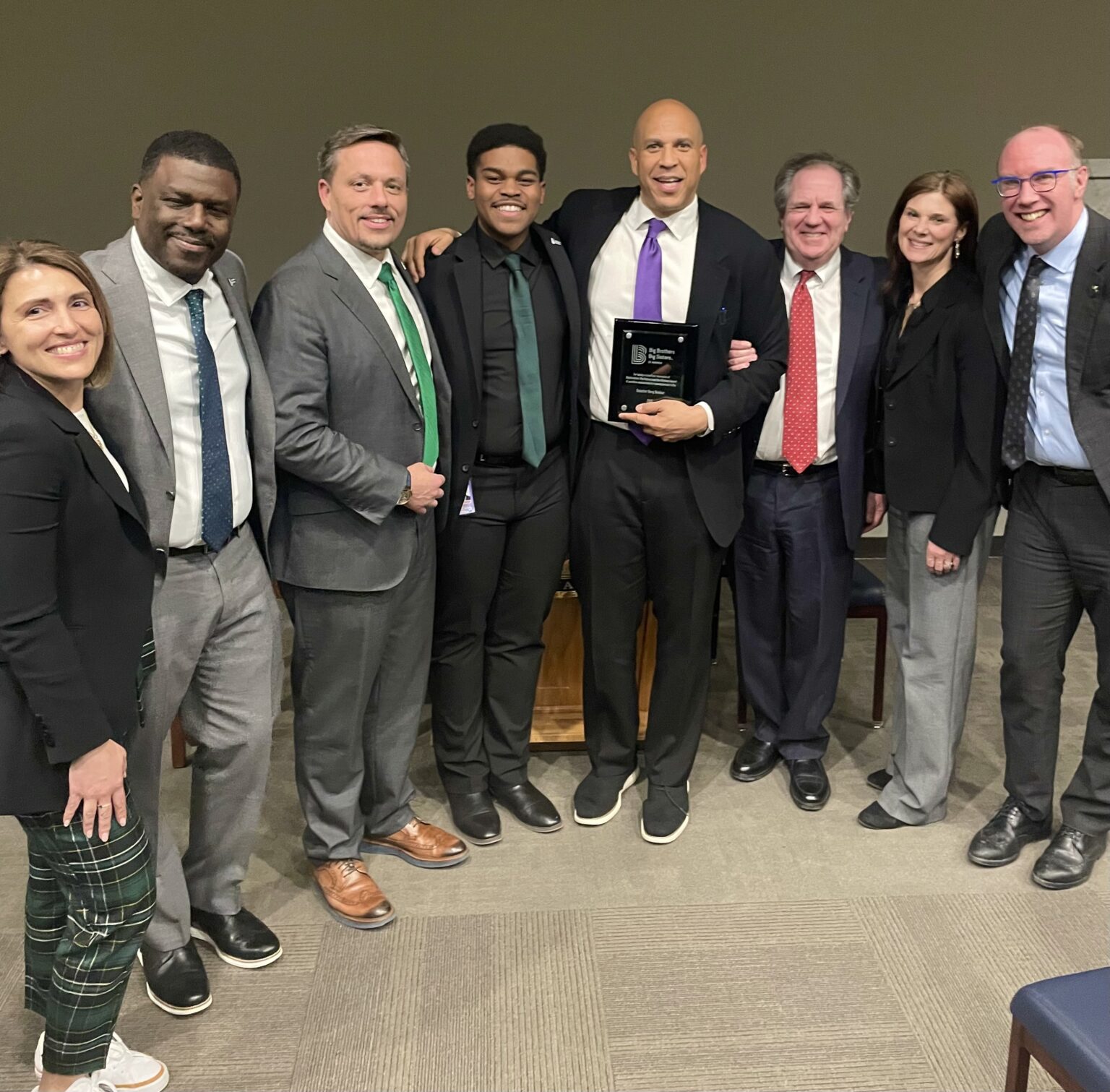 Que Riggins Senator Cory Booker Honored as Advocate of the Year by Big Brothers Big ...